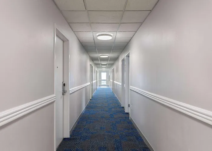 Microtel Inn Bowling Green